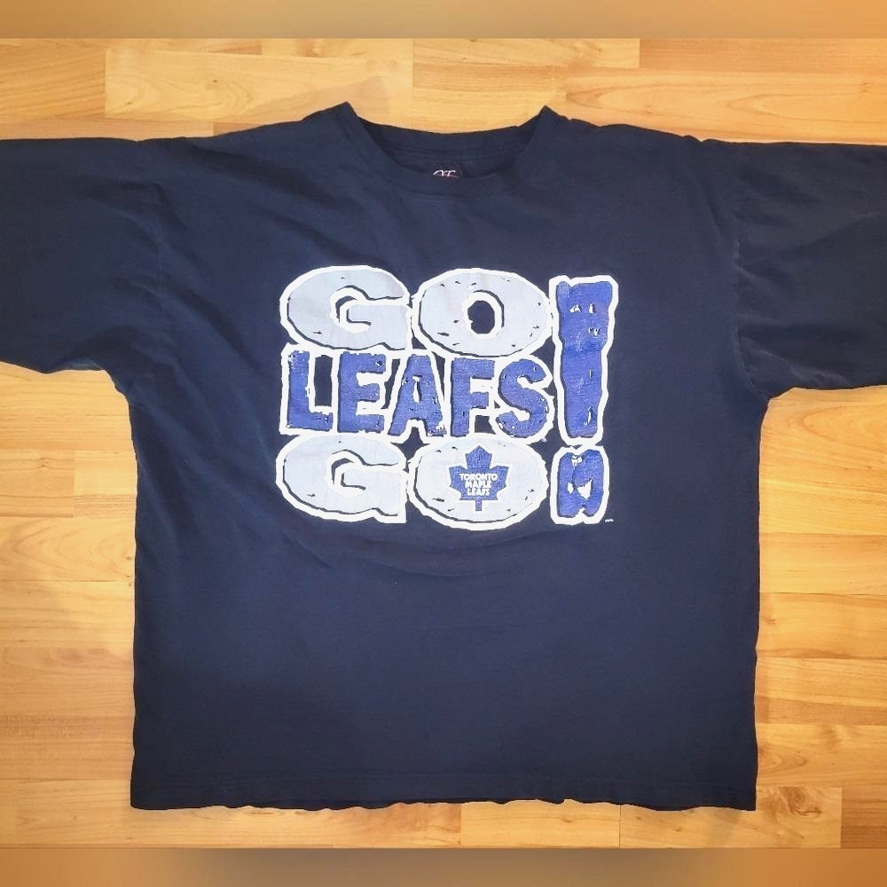 Vintage Toronto Maple Leafs 90s XL Navy Blue Tshirt Go Leafs GO graphic